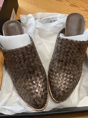 Corkys boutique  Woven Slip-On Mules in Dark Bronze